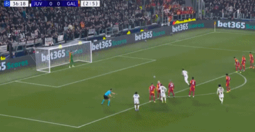 洛卡特利点球破门，尤文图斯1-0加拉塔萨雷