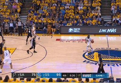 克莱三分6中5,库里都为他打Call