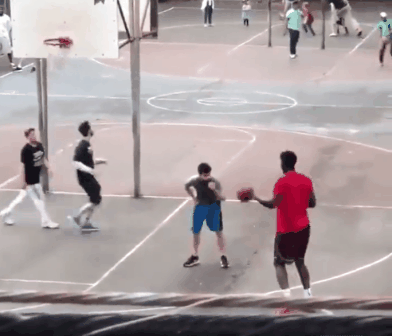 恩比德虐路人！大帝出征，民不聊生