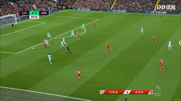 图4：菲尔米诺中路跟进完成打门