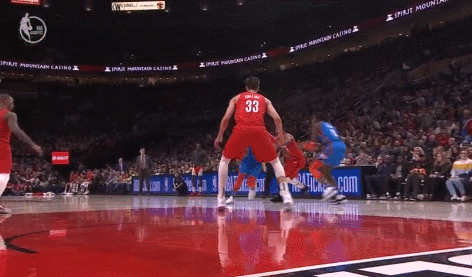 乔治突破滞空高抛失衡命中