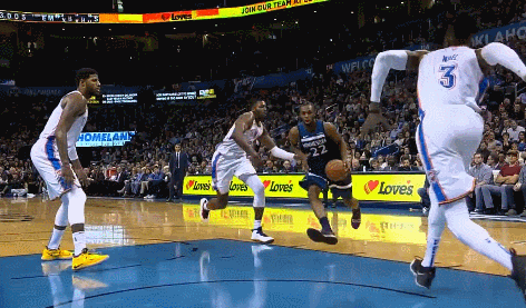 慎点!诺尔受伤一刻