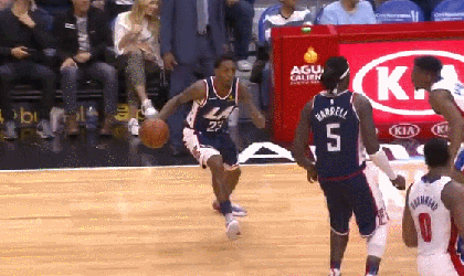 快船队路威+哈雷尔连续配合助队友打成2+1