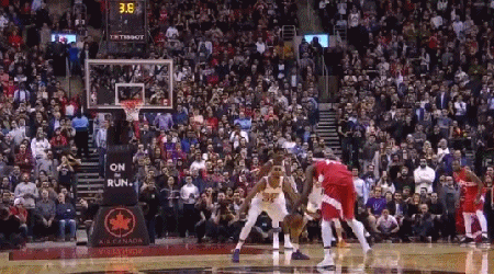 西亚卡姆左路上篮压哨绝杀太阳