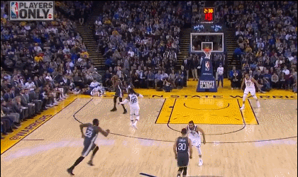 杜兰特妙传库里飙中三分