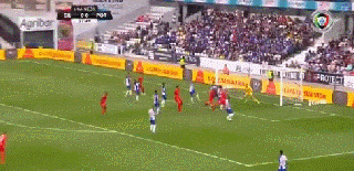 波尔图门将马切辛的神扑