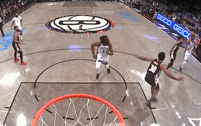 小乔丹拔地而起大秀绝技力压全场