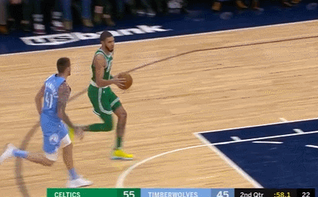 塔图姆单臂战斧劈扣轻松十足