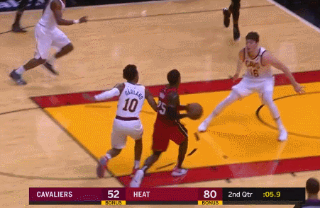 邓恩助飞小琼斯挂框怒扣