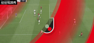 鹿岛鹿角射门偏出门柱