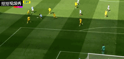 德布劳内无人盯防将球打高错失良机