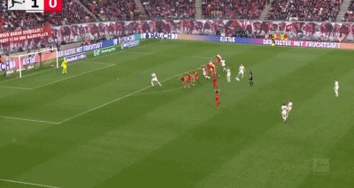 第63分钟，拜仁2分钟两球，奥利塞破门，2-2！