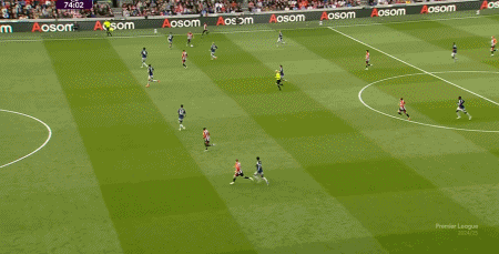 第70分钟，姆贝乌莫助攻，沙德头球梅开二度