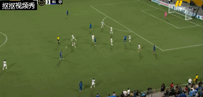 八分之一决赛利雅得新月对阵曼城中莱昂纳多巧妙的跑位获得补射机会