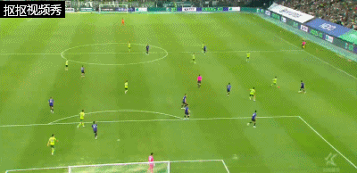 全北现代禁区前兜射远角被门将扑出