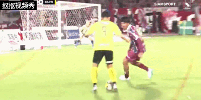 柏太阳神左边路内切打门被冈山绿雉门将下地扑住