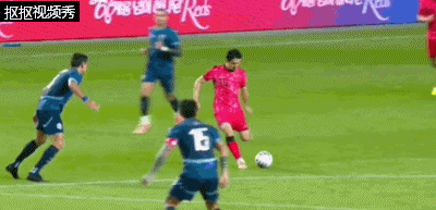 吴贤揆扣过门将推空门得手扩大比分，韩国2-0巴拉圭