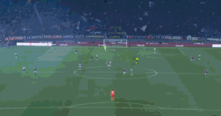 黑格姆放倒单刀奥蓬达直红离场