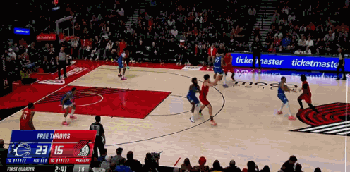 杨瀚森补篮得分