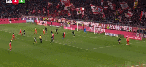 奥利塞传中助攻迪亚斯头球破门，拜仁2-1沃尔夫斯堡