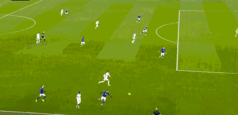 贾斯廷推射破门，埃弗顿0-1利兹联