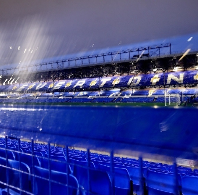 埃弗顿vs利物浦比赛延期