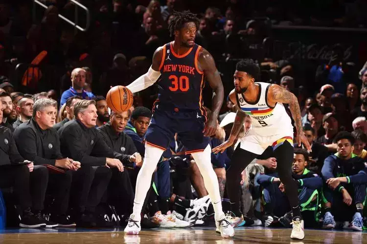 骑士vs独行侠首发阵容有哪些球员