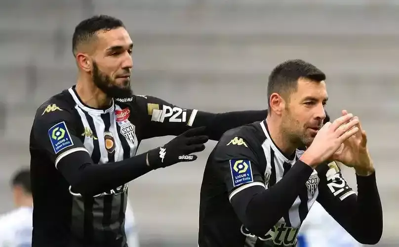 法乙2025-2026赛季有哪些球队参赛