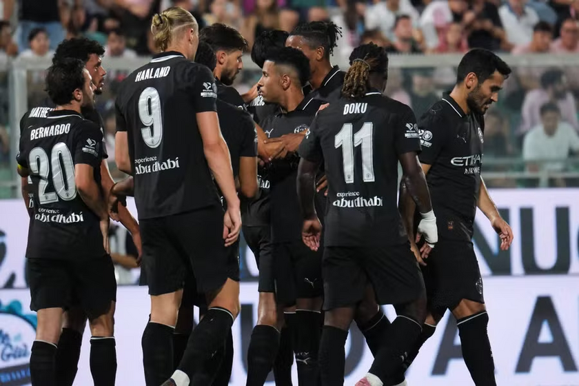 以曼城和瓜迪奥拉的高标准来看，上赛季表现不佳，本赛季他们渴望反弹