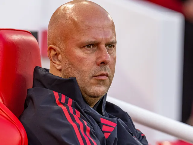 25年8月 ，利物浦主帅斯洛特