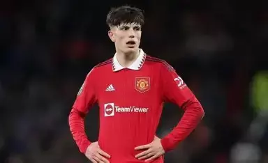 加纳乔转会切尔西