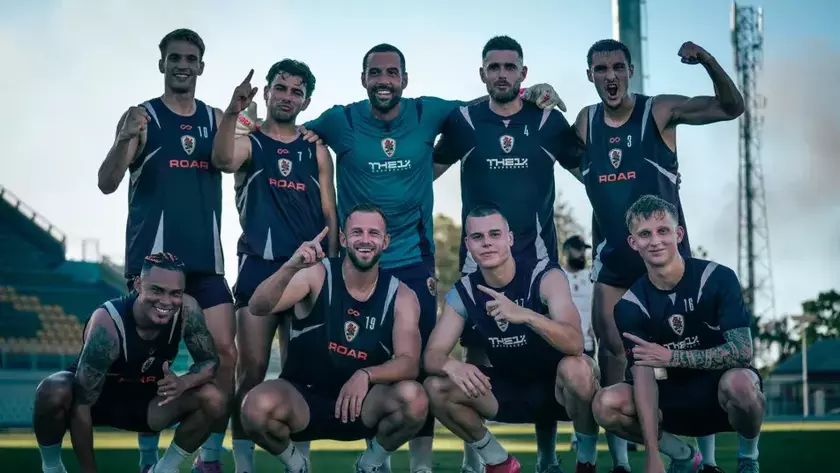 布里斯班狮吼季前赛热身