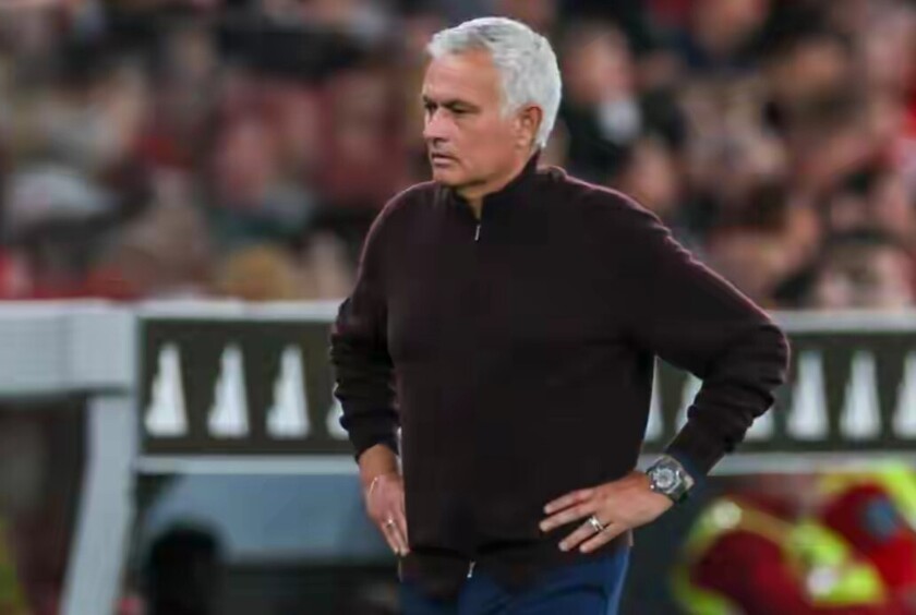 穆里尼奥带队本菲卡欧冠三连败