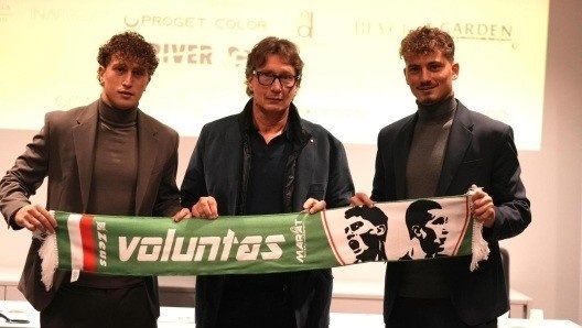 埃斯波西托收购布雷西亚