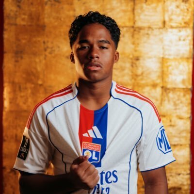 恩德里克加盟里昂